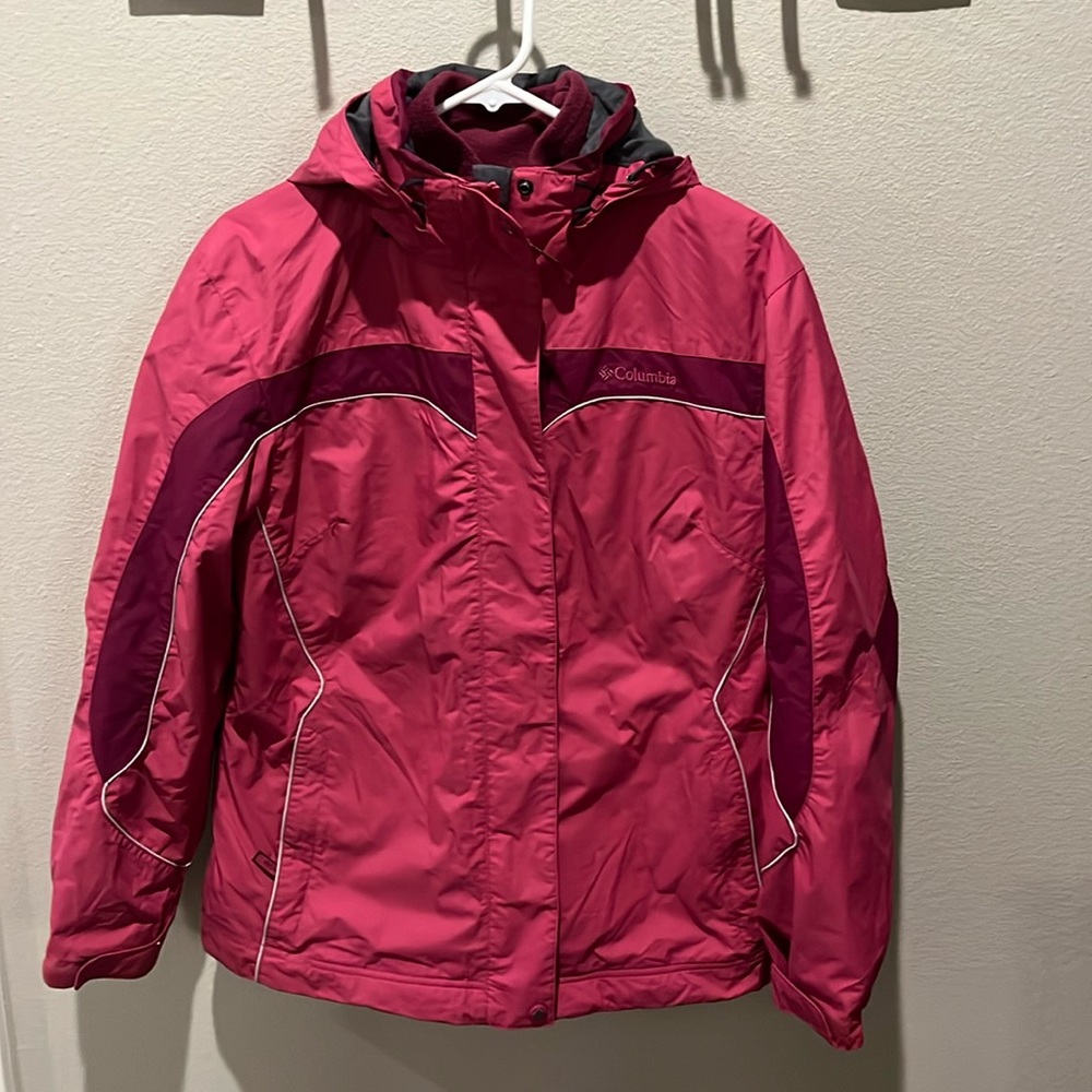 Women's Columbia 3-in-1 Winter/Ski Jacket size Medium.  EUC